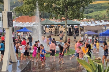 Foto - CARNAVAL DIA 2