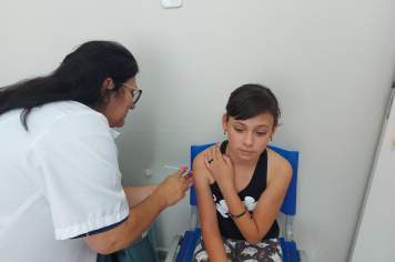Foto - Campanha de Atualização de Vacinas na UBS de Albertina