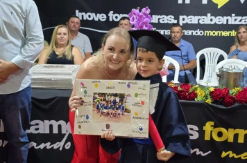 Foto - Formatura Pré-Escola Luzia Sanches Diniz