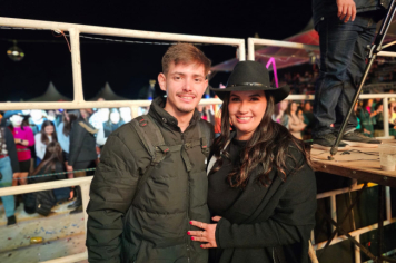 Foto - Tradição e fé embalaram o segundo dia do rodeio