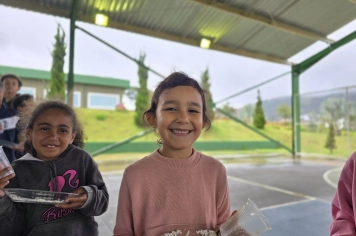 Foto - Churrasco na Escola Municipal Antonio Ferreira