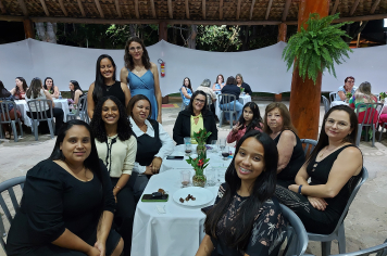 Foto relacionada - Uma noite de gratidão: Albertina celebra seus professores com emoção e reconhecimento