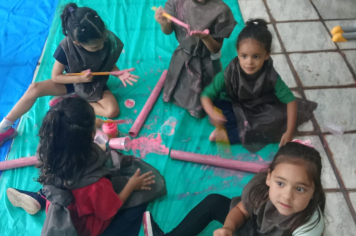 Foto - Atividade lúdica estimula aprendizado e imaginação das crianças do Maternal