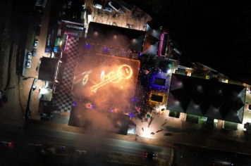 Foto - Abertura do 29º Rodeio leva emoção e espetáculo à arena!