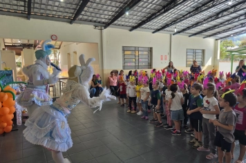 Foto - Entrega de Ovos de Páscoa Escolas Municipais