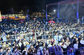 Foto - Encerramento eletrizante marca o último dia do 29º Rodeio de Albertina