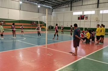 Foto - Primeiro amistoso das categorias de base do vôlei