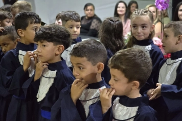 Foto - Formatura Pré-Escola Luzia Sanches Diniz