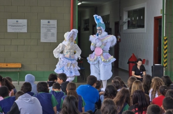 Foto - Entrega de Ovos de Páscoa Escolas Municipais