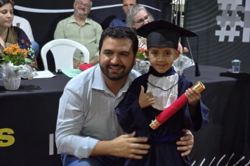 Foto - Formatura Pré-Escola Luzia Sanches Diniz