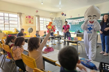 Foto - Saúde e Educação juntas pela vacinação em dia