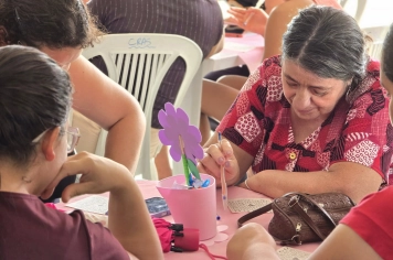 Foto - Dia da Mulher no CRAS Homenagem e Convivência