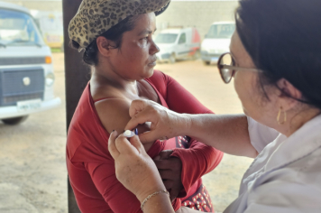 Foto - Vacinação nos trabalhadores do Setor de Obras 