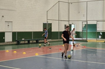 Foto - Treino de Futsal Feminino
