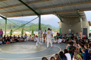 Foto - Capoeira, Cultura e Educação na Escola Antonio Ferreira