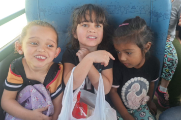 Foto - final de bimestre das Escolas e Creche 