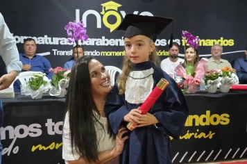 Foto - Formatura Pré-Escola Luzia Sanches Diniz