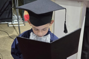 Foto - Formatura Pré-Escola Luzia Sanches Diniz