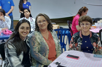 Foto - Uma Noite de Conscientização e Cuidado Marca o Outubro Rosa em Albertina