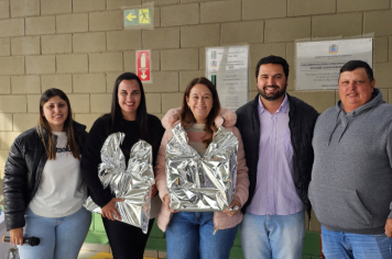 Foto - Professores da rede municipal de Albertina recebem Chromebooks para uso pedagógico