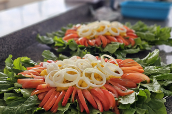 Foto - Professores da rede municipal de Albertina recebem Chromebooks para uso pedagógico