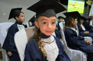 Foto - Formatura Pré-Escola Luzia Sanches Diniz