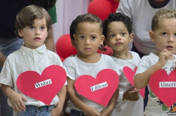 Foto relacionada - Amor em forma de homenagem marcou apresentações do Dia das Mães nas escolas municipais de Albertina