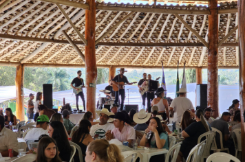 Foto - 6ª Cavalgada Beneficente ao Natal