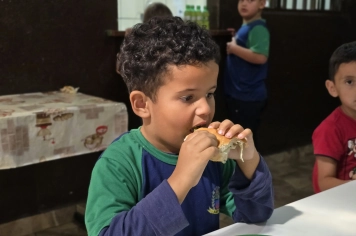 Foto - Lanche Especial de Fim de Ano | Pré-Escola Luzia Sanches Diniz