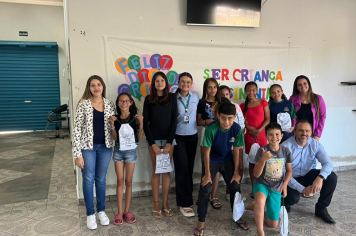 Foto relacionada - Colorindo Sonhos com o Sicoob Credivass: Um Dia de Alegria e Cooperação no CRAS de Albertina