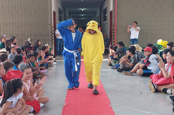 Foto - Dia de Fantasia na Escola Municipal Antônio Ferreira