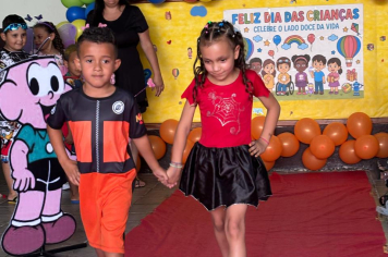 Foto - Fantasia, dança e muita diversão na Semana das Crianças (Pré-Escola Luzia Sanches Diniz)