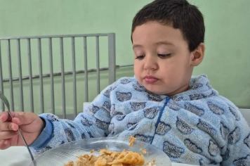 Foto - Lanche Especial de Fim de Ano – Creche Municipal Teresa Rossi