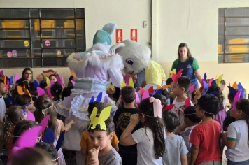 Foto - Entrega de Ovos de Páscoa Escolas Municipais
