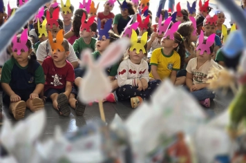 Foto - Entrega de Ovos de Páscoa Escolas Municipais