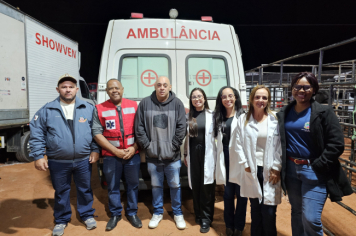 Foto - Abertura do 29º Rodeio leva emoção e espetáculo à arena!