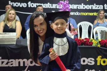Foto - Formatura Pré-Escola Luzia Sanches Diniz