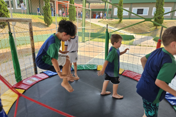 Foto - Diversão e Brinquedos Infláveis na Semana das Crianças!