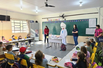 Foto - Saúde e Educação juntas pela vacinação em dia