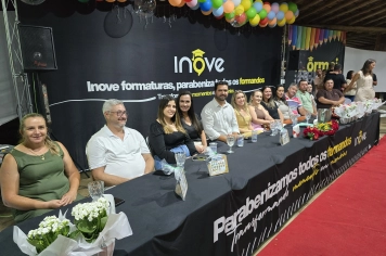 Foto - Formatura Creche Tereza Rossi