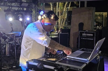 Foto relacionada - Albertina Brilha na Virada: Réveillon Reúne Famílias, Música e Muita Alegria Para Celebrar 2026