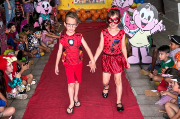 Foto - Fantasia, dança e muita diversão na Semana das Crianças (Pré-Escola Luzia Sanches Diniz)