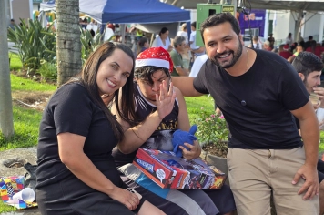 Foto relacionada - Albertina de Luz 2025 se despede com praça lotada, presentes para as crianças e um Natal que virou memória