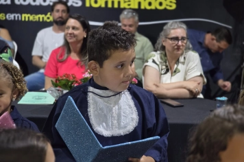 Foto - Formatura Pré-Escola Luzia Sanches Diniz