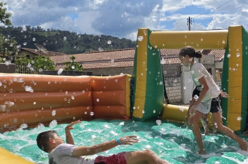 Foto - Natal na Praça – Albertina de Luz 2025
