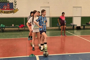 Foto - Treino de Futsal Feminino