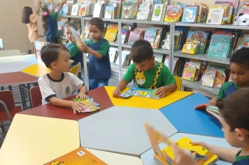 Foto - Pequenos Leitores, Grandes Aventuras