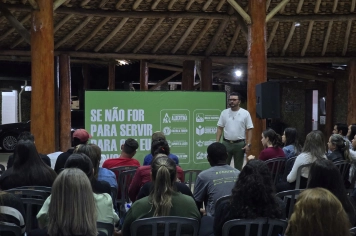 Foto - Palestra: “Se não for para servir, para que eu sirvo?”