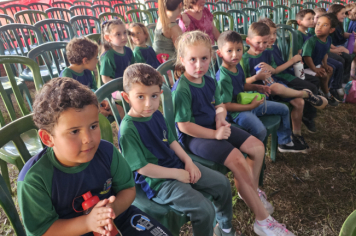 Foto - Crianças da Pré-Escola vivem dia mágico no circo em Jacutinga