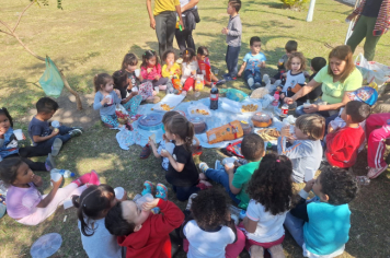 Foto - final de bimestre das Escolas e Creche 